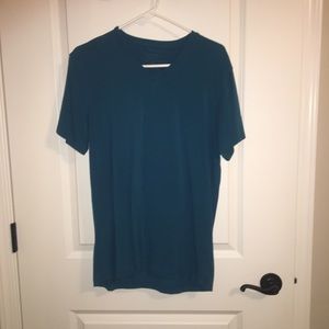 (3) V-neck shirts